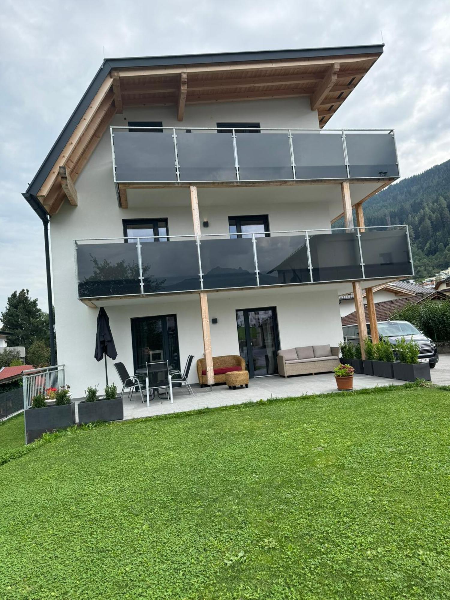 Apartments Oliver, Axams Innsbruck Extérieur photo
