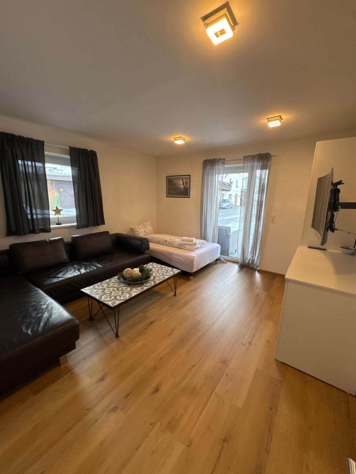 Apartments Oliver, Axams Innsbruck Extérieur photo